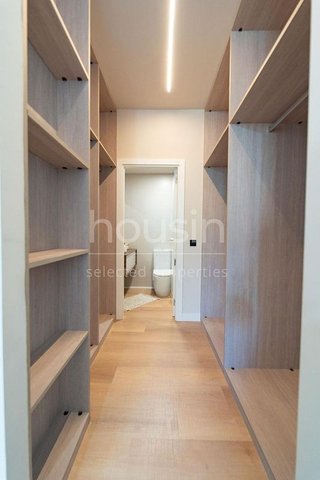 Piso en venta en Colores - Entreparques en Sevilla
