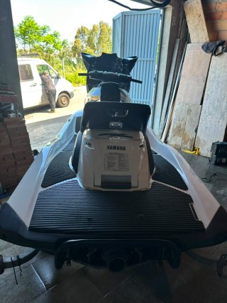 Moto de agua Yamaha WaveRunner