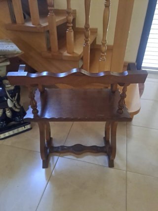 Sillón recibidor madera con cojines