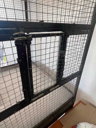 Jaula grande para loros o pájaros