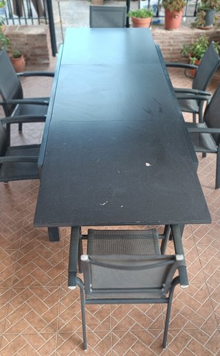 Mesa extensible aluminio + 12 sillas jardín