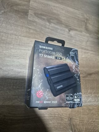 Samsung SSD Portátil T7 Shield 4TB