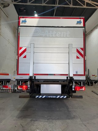 Camión rígido SCANIA R 360 2013