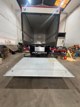 Camión rígido SCANIA R 360 2013