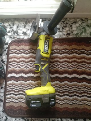 Taladro Percutor Makita Brushless 18V