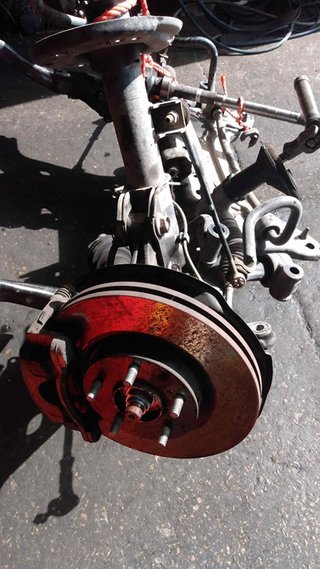 BRAZO SUSPENSION SUPERIOR DELANTERO DERECHO MAZDA