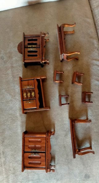 Lotto 15 Mobili Miniatura Legno