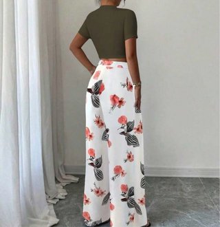 Conjunto Crop Top y Pantalón Estampado