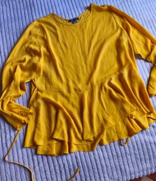 Blusa amarilla Primark talla XL