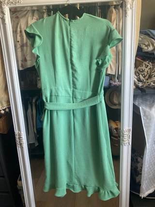 Vestido verde midi para eventos