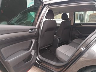 Volkswagen Passat Variant Business 2.0 TDI 90 kW (122 CV) DSG