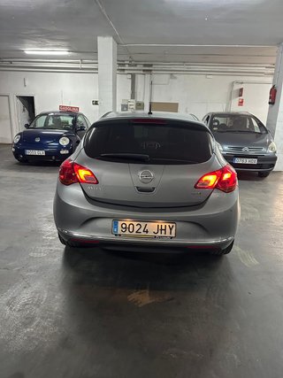 Opel Astra 2015