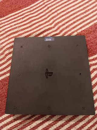 PS4 Pro averiada + discos duros