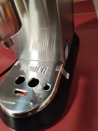 Cafetera DeLonghi Dedica Style