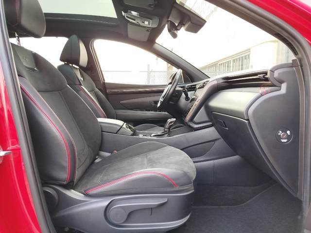 Hyundai Tucson 1.6 TGDI 48V N-Line Sky DC (2021) 2022, foto 14