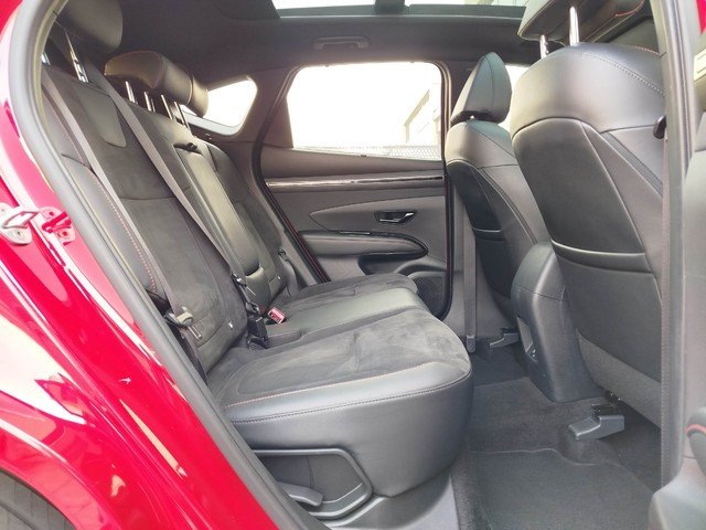 Hyundai Tucson 1.6 TGDI 48V N-Line Sky DC (2021) 2022, foto 16