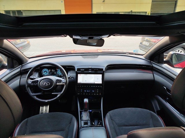 Hyundai Tucson 1.6 TGDI 48V N-Line Sky DC (2021) 2022, foto 22