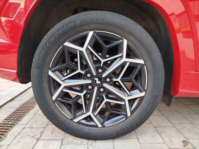 Hyundai Tucson 1.6 TGDI 48V N-Line Sky DC (2021) 2022, foto 32