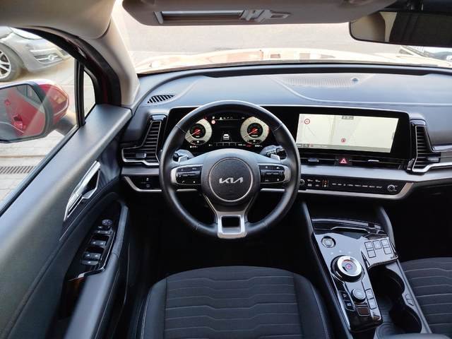 Kia Sportage 1.6 T-GDi HEV Tech 4X2 2022, foto 23