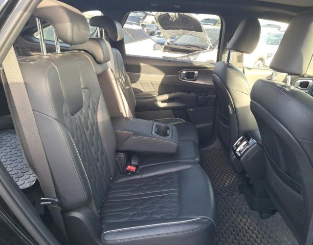 Kia Sorento 1.6 T-GDi PHEV Emotion 4x4 7pl (2021) 2021, foto 8