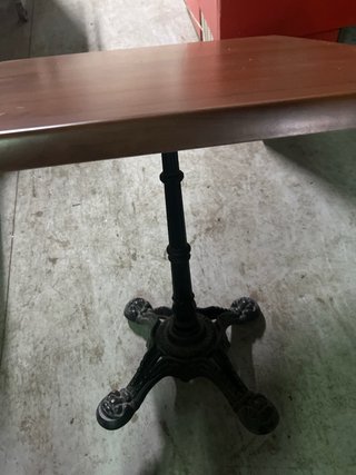 Tavoli in legno (5 unità) - 50€/pz