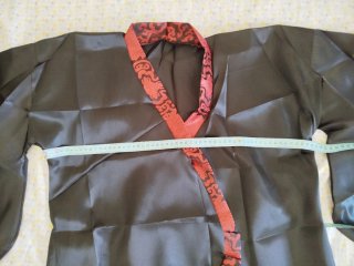 Disfraz kimono negro y rojo