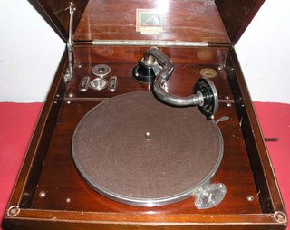 Gramola LA VOZ DE SU AMO 109 -sobremesa- años 1920