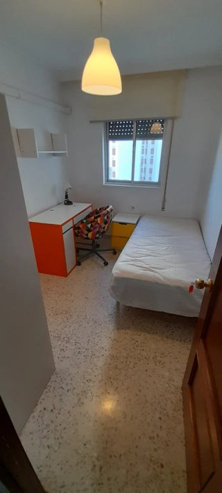 Alquiler habitacion ESTUDIANTES UCA Jerez