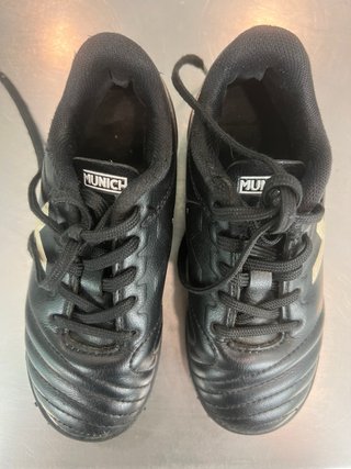 Botas de fútbol sala Adidas para niñ@s
