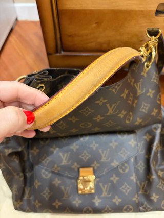 Borsa Louis Vuitton Metis Hobo