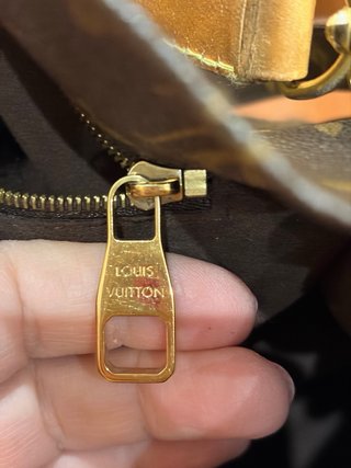 Borsa Louis Vuitton Metis Hobo