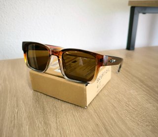 Gafas de sol cuadradas carey