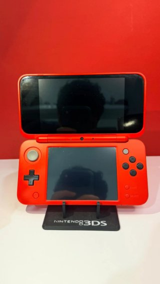 Nintendo 2DS Edizione Pokémon Rosso e Bianco