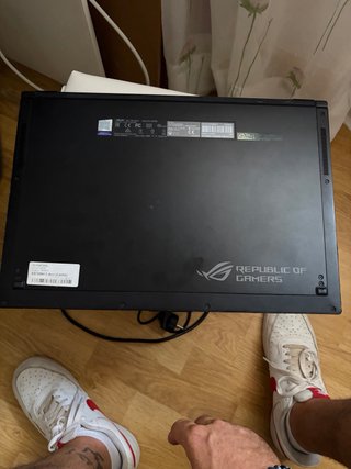 Portátil Asus ROG GX501V