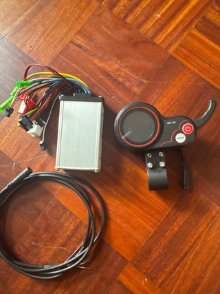 Controlador y display patinete/bici eléctrico