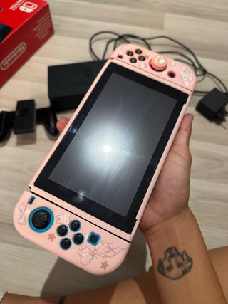 Nintendo Switch con accesorios