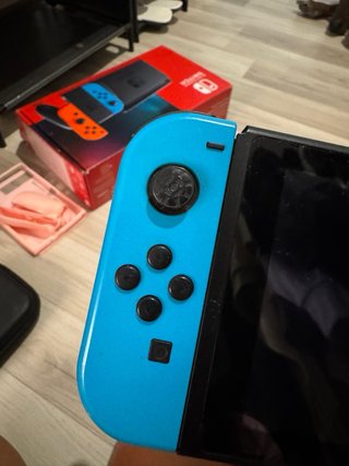 Nintendo Switch con accesorios