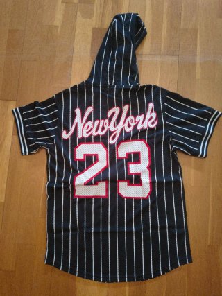 Camiseta con capucha New York 23