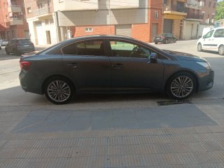 Toyota Avensis 2015