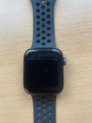 Apple Watch SE Nike 44mm GPS