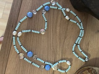Collar largo perlas y piedras