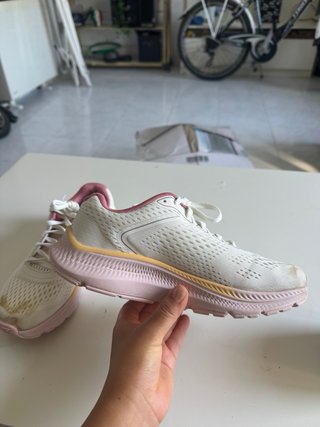 Zapatillas Skechers Running Blancas y Rosas