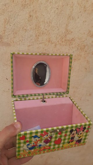 Cajita de música infantil Disney