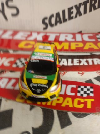 Scalextric Compact Seat León WTCC 2008 1:43