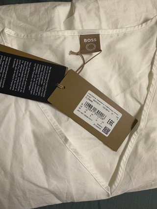Vestido BOSS blanco talla S. NUEVO CON ETIQUETA.