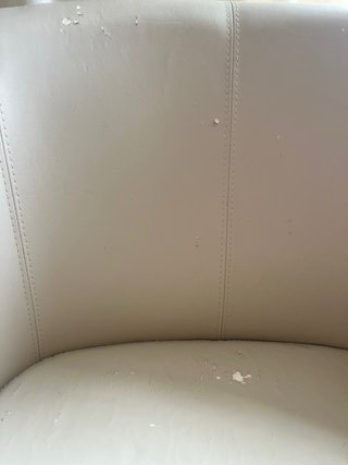 Sillón de madera,  beige para restaurar