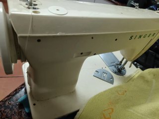 Máquina de coser Singer 240 SOLO PARA PIEZAS.