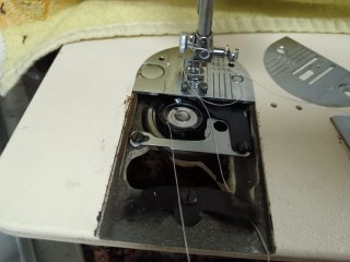 Máquina de coser Singer 240 SOLO PARA PIEZAS.