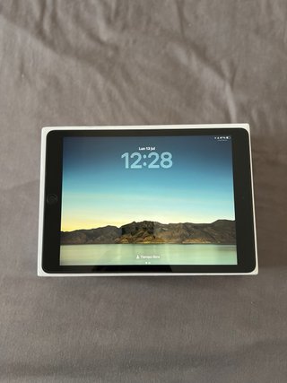 iPad Apple 9ª Gen 64GB Grigio Siderale