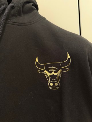 Sudadera New Era Chicago Bulls Negra
